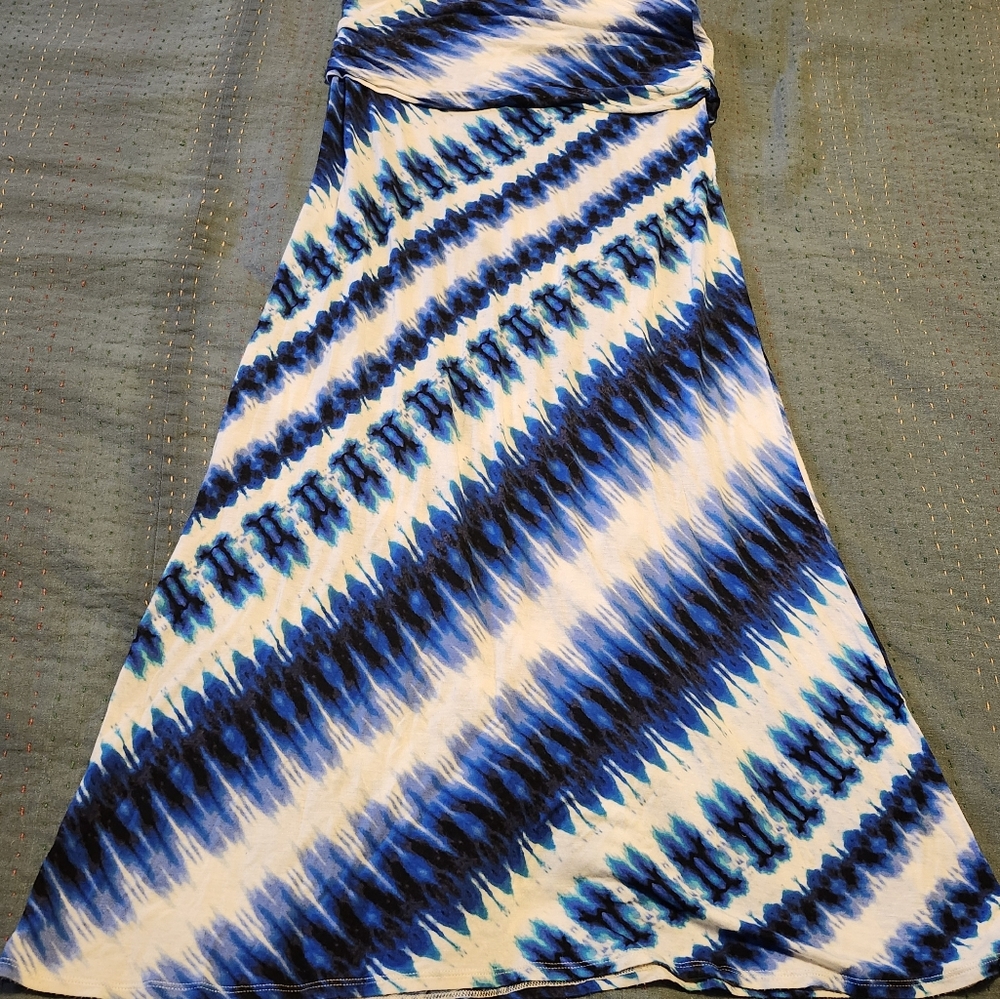 Laundry by Shelli Segal blue beret multi tie dye skirt